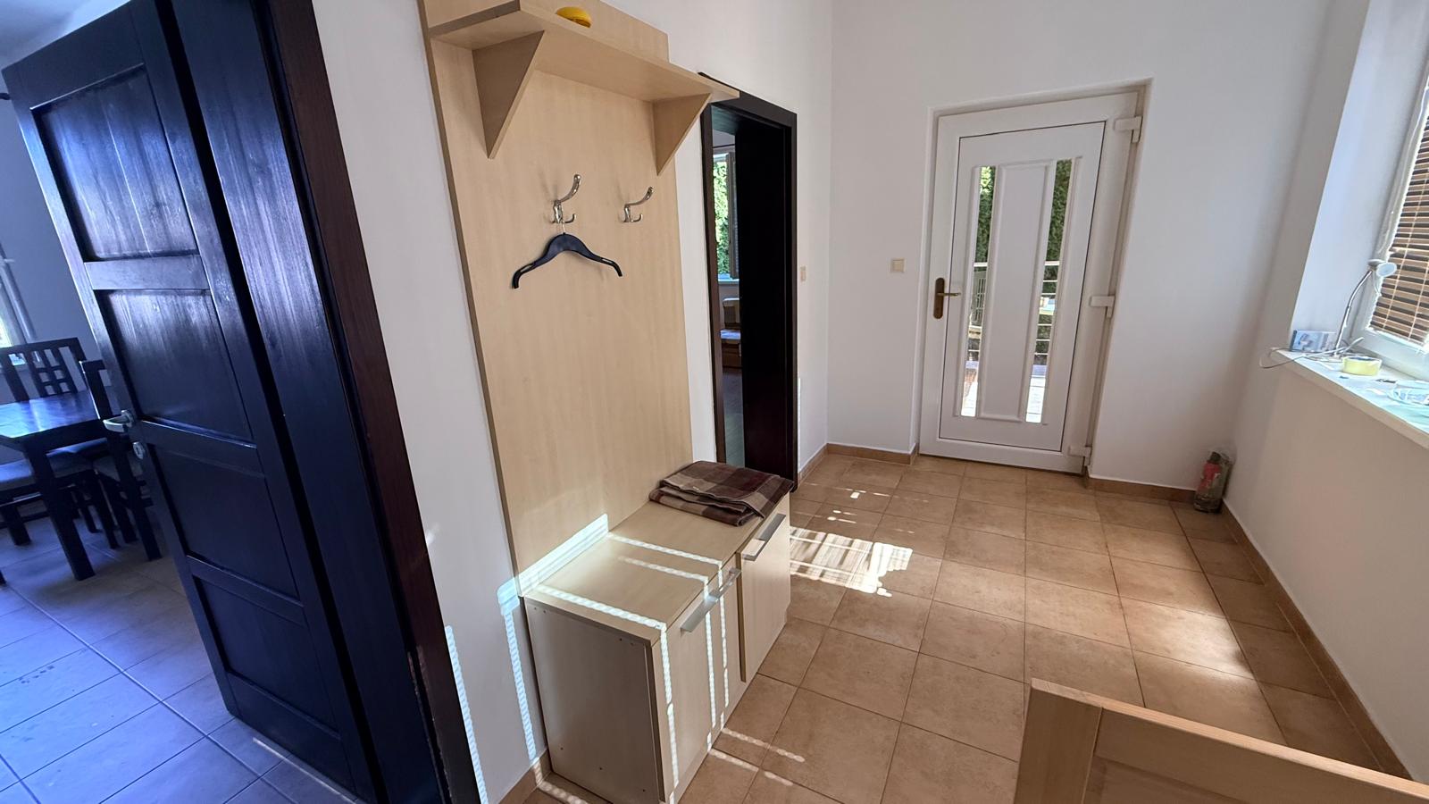 Na prenájom pokojné bývanie pri kúpeľnom parku – 1-izbový byt s terasou, Turčianske Teplice