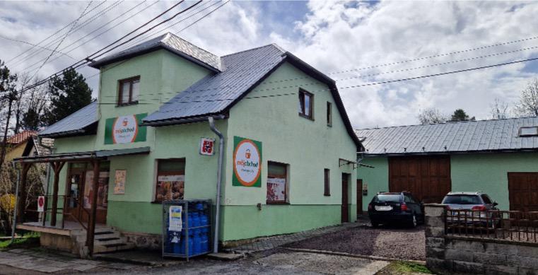 Na predaj dva obchodné objekty v obci Sklené, okres Turčianske Teplice